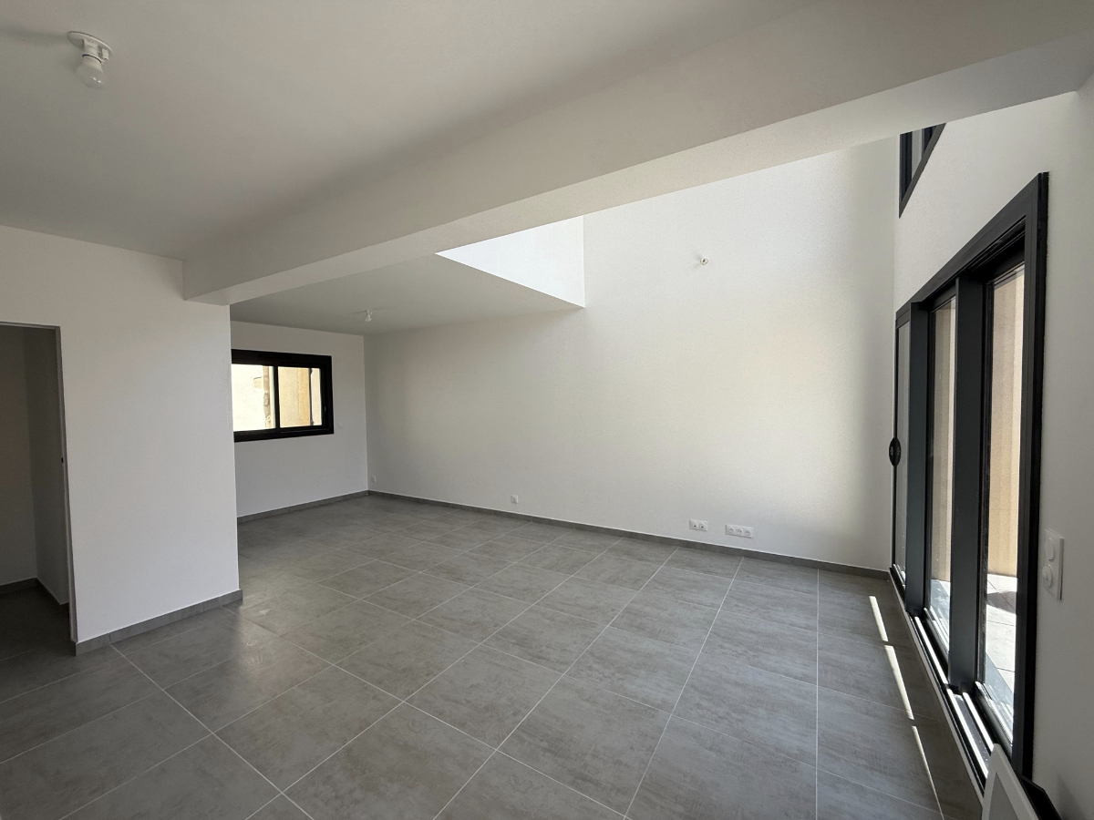 LOGEMENT COLLECTIF LIBERATION 02